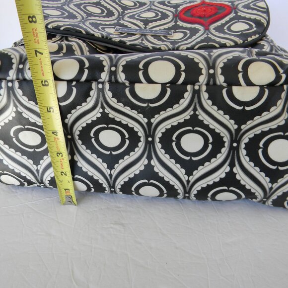 Petunia Pickle Bottom LARGE Diaper Bag Boxy Backpack BOHO CONVERTIBLE CROSSBODY - Picture 5 of 10